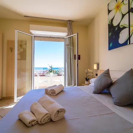 Отель Melody 3*