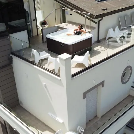 Melody ホテル チェルヴィア